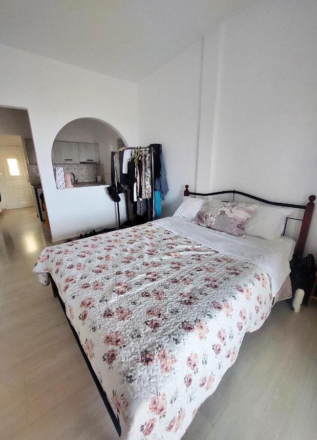 Hellmann Apartments Afión 외부 사진
